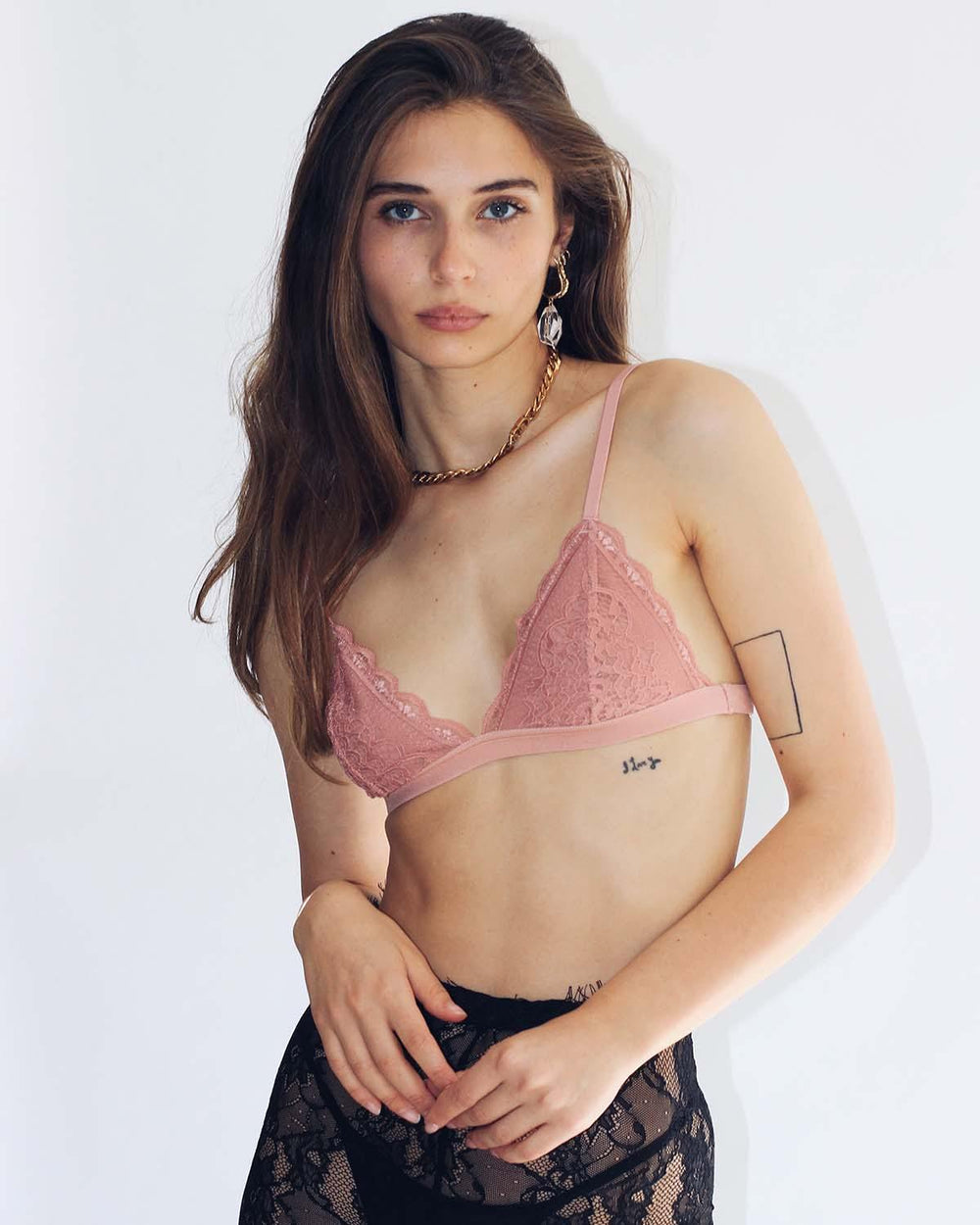 Beverly Hills Lingerie: First Streetwear Lingerie Brand Beverly Hills Lingerie: First Streetwear Lingerie Brand